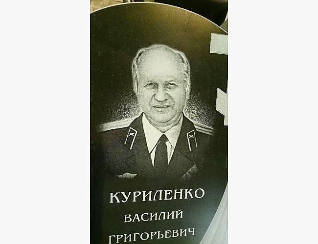 Образец памятника «Вечность 3» из черного гранита - фото 4