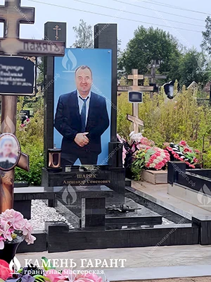 Фото памятника на могилу Памятник по индивидуальному проекту